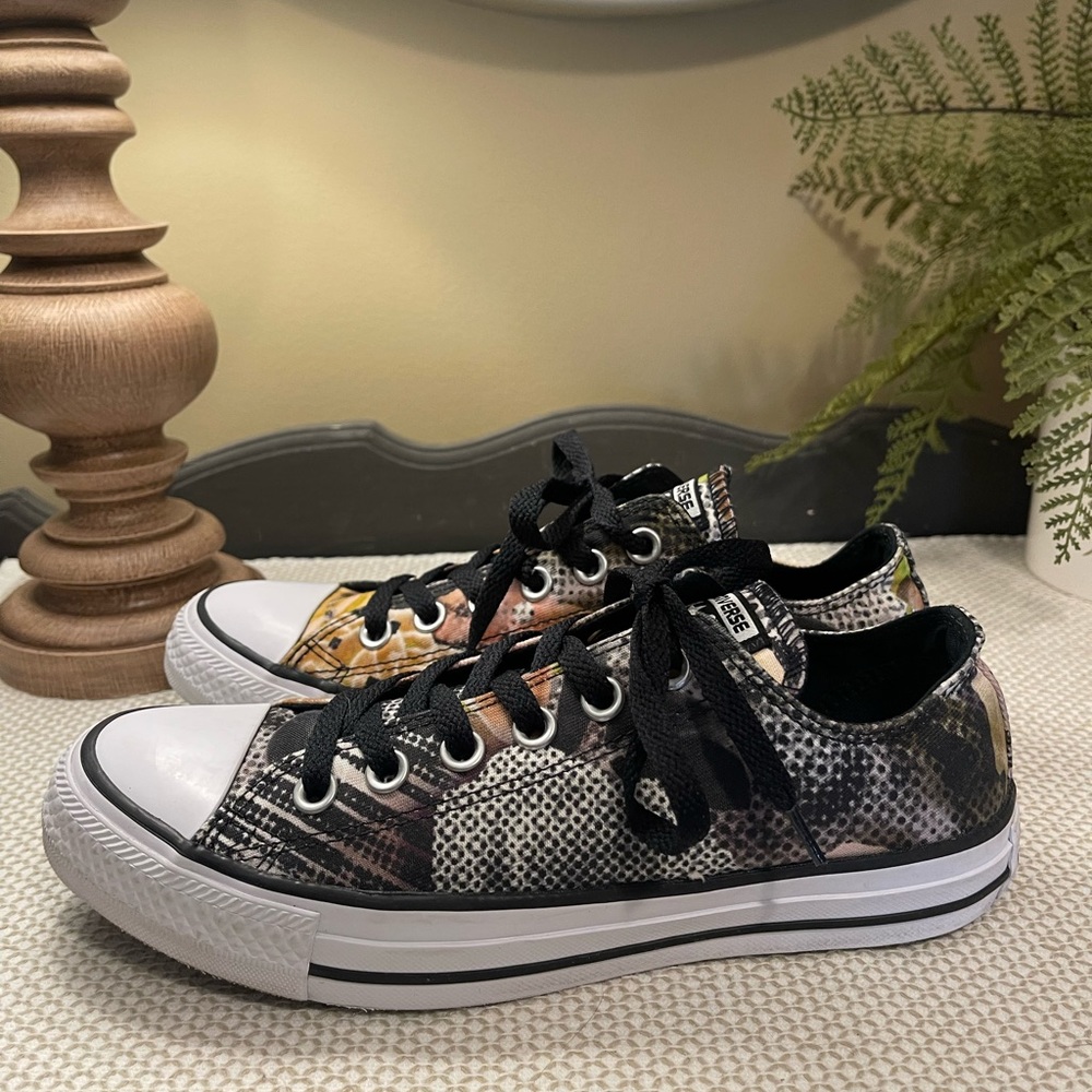 Converse All-Star Sneakers - Picture 3 of 9